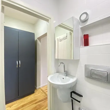 Central Flat With A Shared Terrace In Beyoglu Apartamento